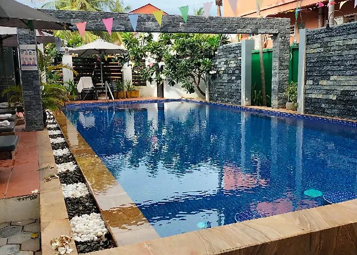 Hotel Sakun House 3*